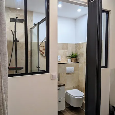 Apartment Cosy Proche Du Port Nizza
