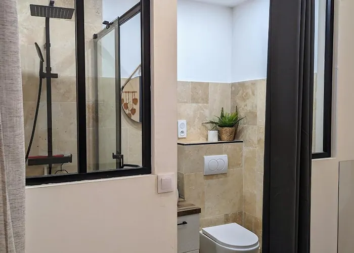 Apartment Cosy Proche Du Port Nizza